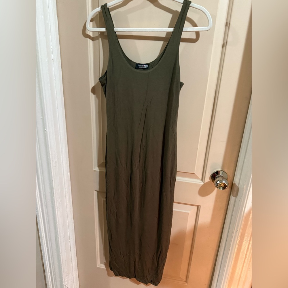 Olive Sleeveless Maxi Basic Dress